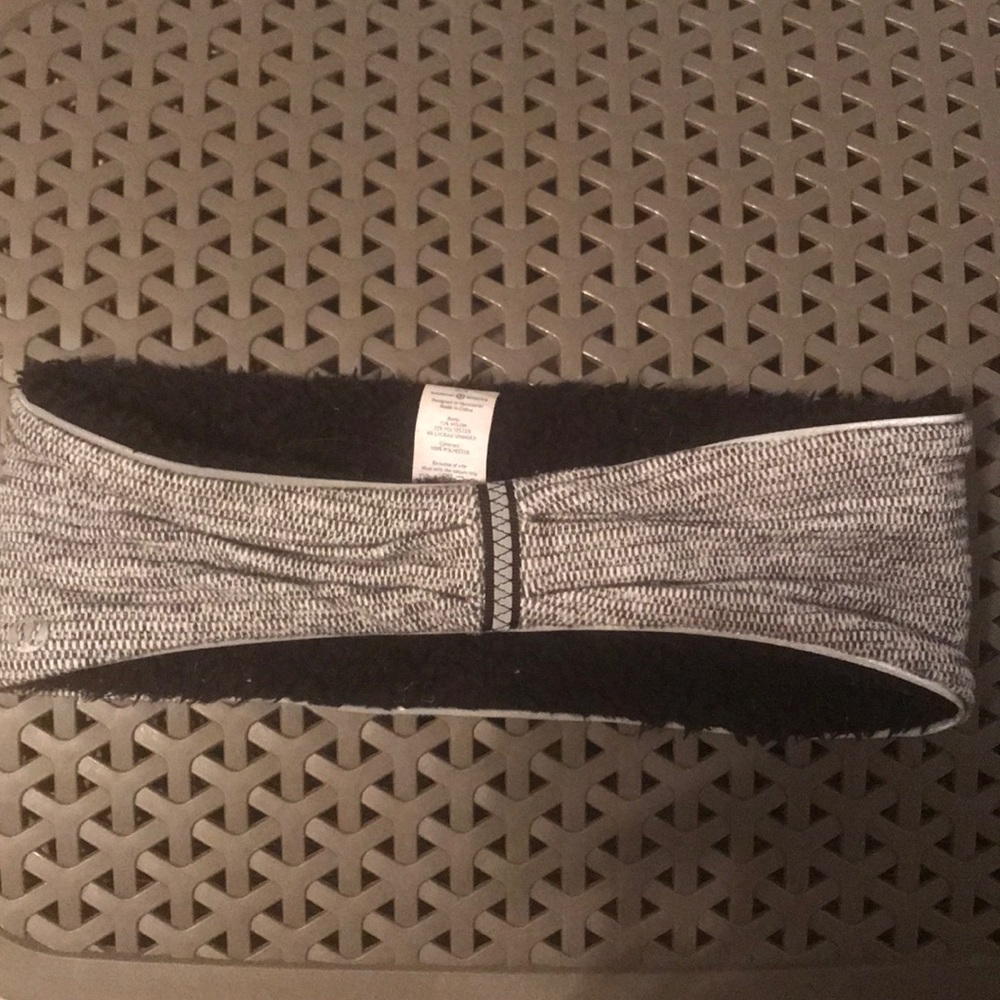 Lululemon winter headband